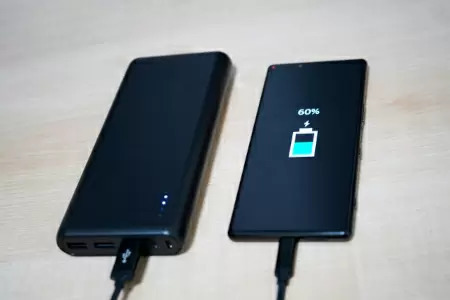 おすすめのモバイルバッテリはどれ？ 防災・キャンプなどで買っておきたい充電器