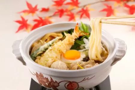 和食さとから秋冬の新作メニュー、「大海老天鍋焼きうどん」や「牡蠣フライ」