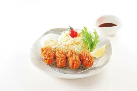 和食さとから秋冬の新作メニュー、「大海老天鍋焼きうどん」や「牡蠣フライ」