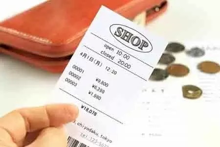 ローソン、“受け取りたくなる”レシートへ AI活用で適した広告表示