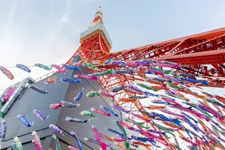 東京タワーに333匹の鯉のぼり！ GWにはスペシャルイベントも