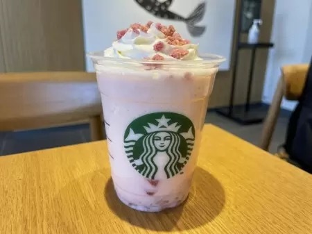 スタバ新作「さくら 咲くサク フラペチーノ」は“春”を感じて心が弾む！いろいろな食感が楽しめる