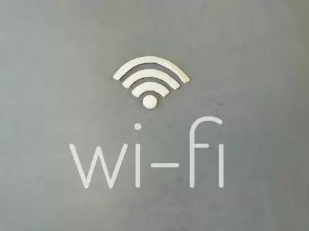 無線LAN（Wi-Fi）ルーターの選び方を徹底解説！ ルーターをレンタルしている人は損？