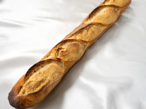 本場フランスの味と話題の「VIRON」丸の内店を徹底取材！60種類の中からおすすめのパンを紹介