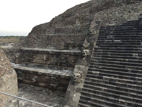 【メキシコ観光】世界遺産「テオティワカン遺跡」の見どころを解説