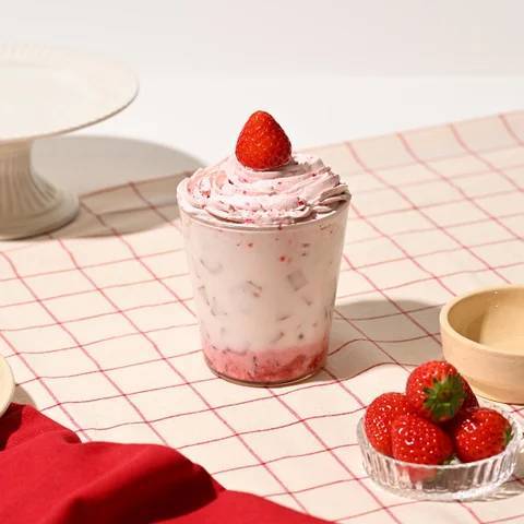 いちごの季節をピケカフェで満喫!ジューシーで甘酸っぱい季節限定のクレープを販売