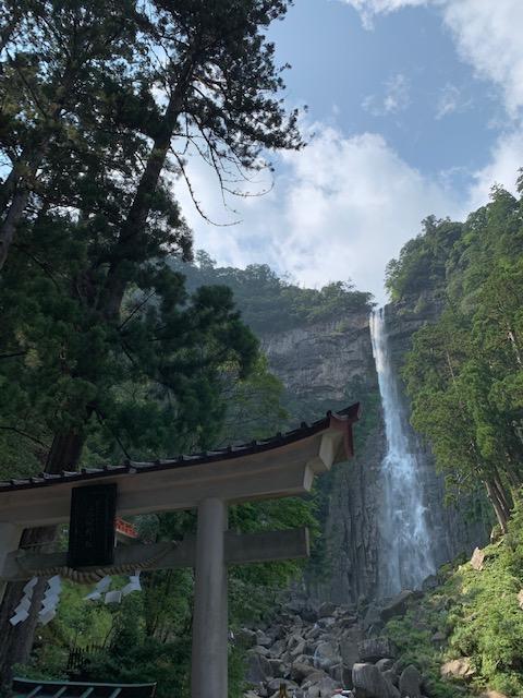 【和歌山県】高さ・水量ともに日本一！那智の滝の魅力とは？