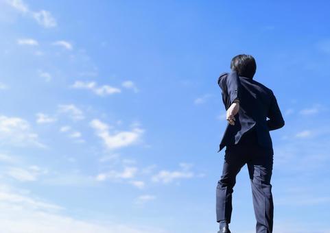 高卒でも稼げる仕事まとめ！取得すると有利な資格も紹介！