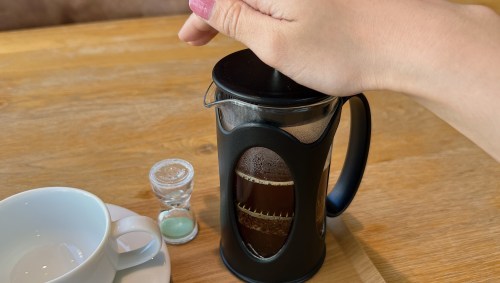 【熊本市東区】メニューが毎月変わる！FLAT CAFEのフレンチプレスコーヒーと季節毎のパフェ！