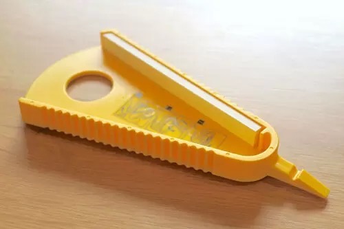 キッチンに常備したいすぐれもの! 開かないフタが一瞬で開くマーナの「らくらくオープナー」