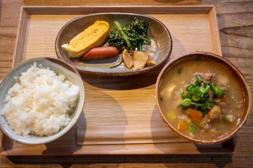 【天草市】朝ごはんから絵付けまで！毎月第4日曜日に行われる「まるおの朝市」はまるでテーマパーク！