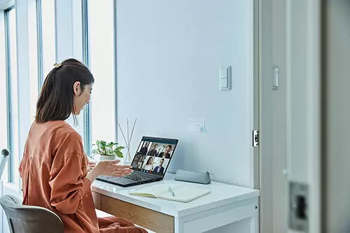 パナソニック、「レッツノート」初のWi-Fi 6E対応「FV4」と個人店頭向け2023年春モデルを発売