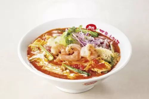 太陽のトマト麺で「濃いエビクリ」を期間限定で、海老のコクと旨味が凝縮