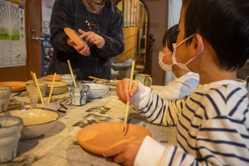 【天草市】朝ごはんから絵付けまで！毎月第4日曜日に行われる「まるおの朝市」はまるでテーマパーク！