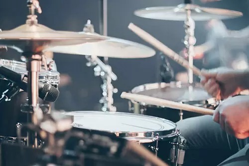 「X JAPAN」のYOSHIKIさんも反応 Twitter買収の意外な影響が話題に