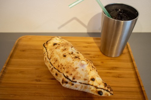 【熊本市中央区】九品寺交差点すぐそばの「Pizzazzip」お手頃価格の美味しいピザを堪能!