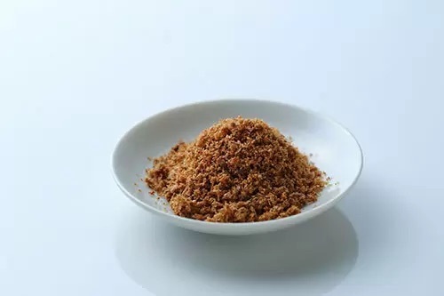 “2缶で1万円”の高級鰹節佃煮「味薫り」がリニューアル