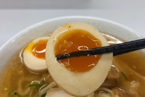 【熊本市中央区】見た目からは想像できない濃厚な清湯スープ＆もっちり麺で満腹間違いないお店、それが「豚珍麺（とんちんめん）熊大前店」