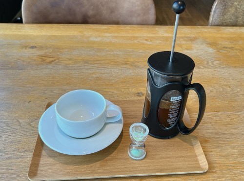 【熊本市東区】メニューが毎月変わる！FLAT CAFEのフレンチプレスコーヒーと季節毎のパフェ！