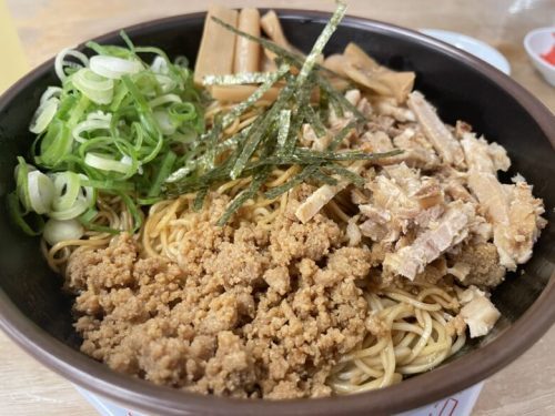 【金龍ラーメン】今は”ギガ”とか”テラ”とかいう時代なのにメガって大したことないんじゃねぇ？と思い超大盛り「金龍そばメガ」を食べに行った！