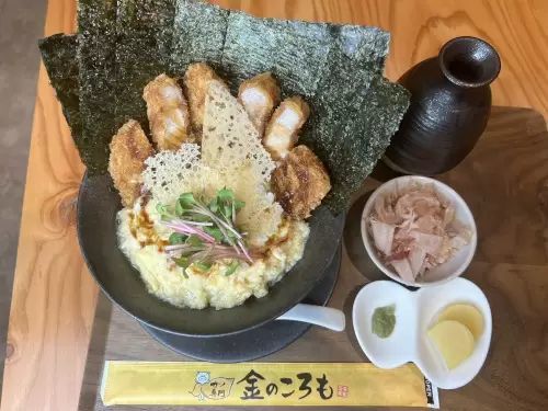 大阪「ららぽーと門真」に「金のカツ丼」出現！ 思わず誰かに話したくなる