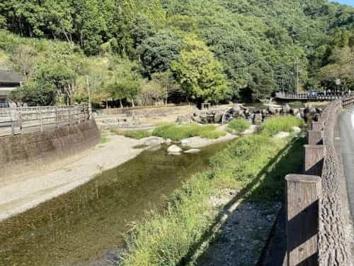 河童からジゴンスば守る方法について調べていたら、尻を撫でくり回す河童のお寺に辿り着いた。