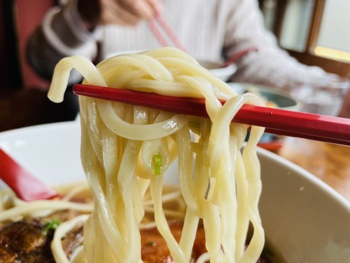 【熊本市中央区】上の裏通りでゆったり、ソーキそばランチを食べられる！～和・ガンセ～