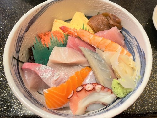 定食は孫の名前入り！孫LOVEの「伊勢」はお寿司の味も大将も最高だった！