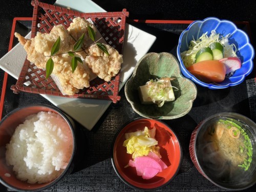 【阿蘇市】テイクアウトで人気の「阿蘇丸福」からあげ！イートインはどんな感じ？ランチで堪能してきた！！