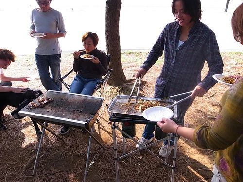 【東京】篠崎公園のバーベキュー情報ガイド。レンタルを活用すれば手ぶらで楽しめる！