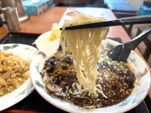 【熊本市中央区】ねぇ聞いて！水前寺の「めし処　味道園」がランチタイム限定で本格とんこつラーメン屋になってるって知ってた！？