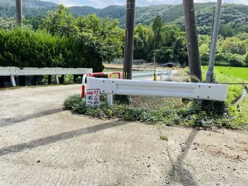 車で行ける山鹿のナイアガラの滝で、夏を見る　～山鹿市鹿北町　釘ノ花の滝～