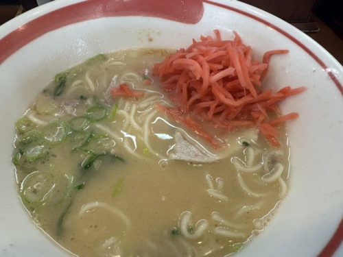 【荒尾市】福岡県と熊本県の県境の味、武蔵ラーメンは行列のできる店だった！