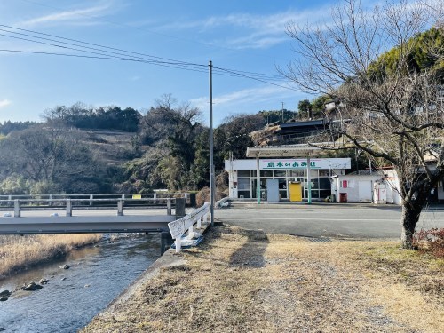 きみが大人になった頃、きっとまた会える　～上益城郡山都町島木　うそご滝と山都町立中島南部小学校跡～