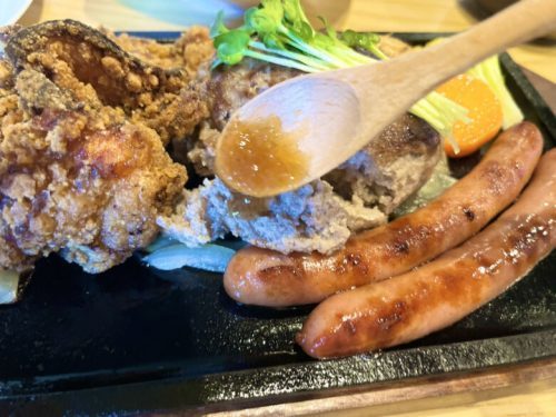 【玉名市天水町】「ぎゅう黒庭」のほろっと柔らかい牛100％ハンバーグに大興奮！繊細な肉の感触をお箸で感じながら舌つづみ！