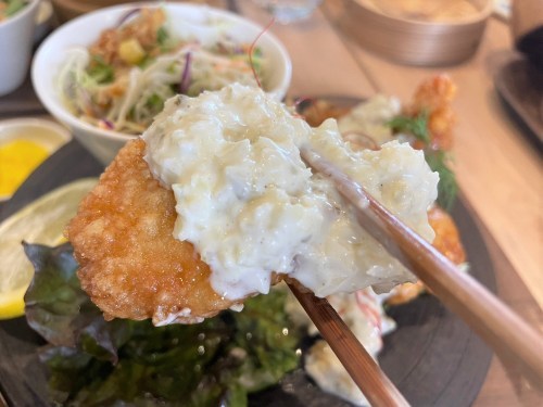 【菊池郡菊陽町】目にも美味しいボリュームたっぷりの華やかランチ「葵 食堂・大衆酒場」