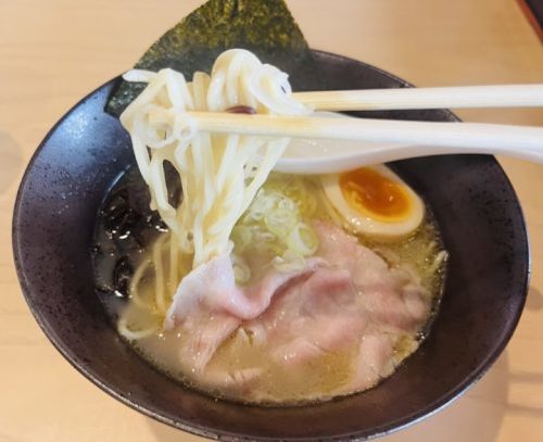 【合志市】ラーメンの移転オープン情報！二本木にあった「鶏こぼし」が合志市御代志へ移転オープンしました！！