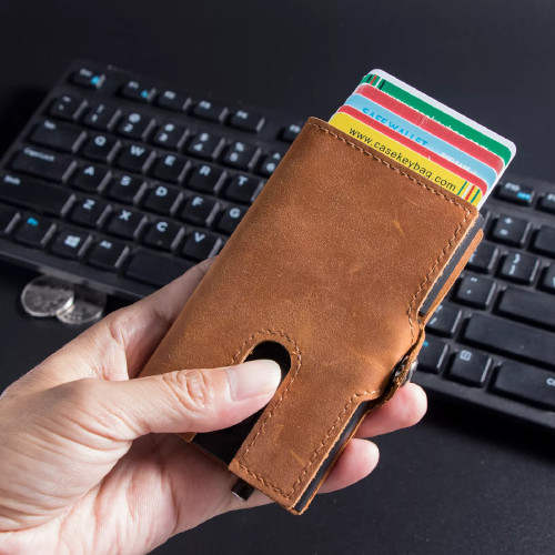 キャッシュレス派は要チェック!スマートレザー財布「GeeCards」発売、スライド式でカードが見やすい