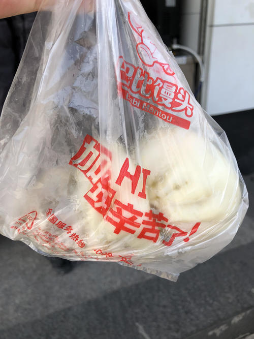 上海の朝ごはんは街角のローカルフードで決まり！
