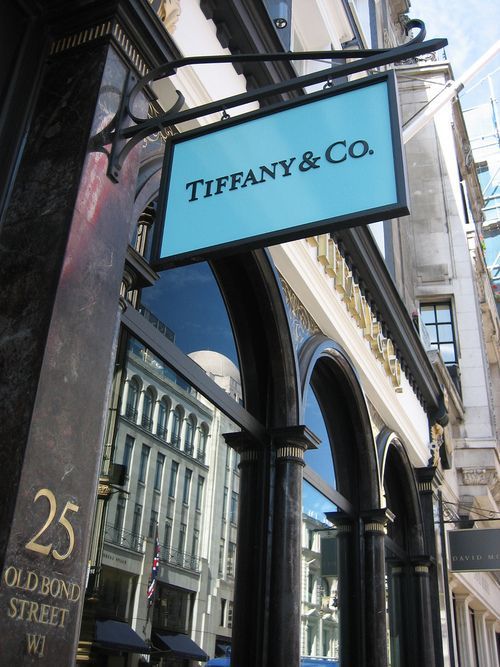 女性だけのものじゃない！Tiffany （ティファニー）のメンズ時計がおしゃれでイケてる