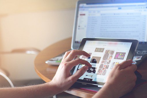 【IT企業】とは?企業の種類や職種について詳しく解説!