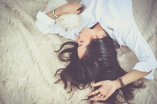 脳が眠る枕⁈ブレインスリープピローの口コミ・評判を徹底調査!