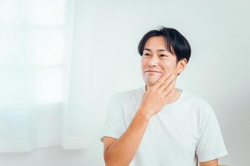 ヒゲ脱毛は耐えられないほど痛い？痛みの出やすい部位や痛みの軽減方法を解説