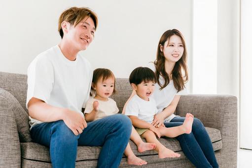毒親とは?毒親育ち女性の特徴|恋愛がうまくいかない?幸せな恋愛をする方法