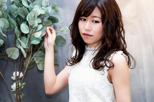男が沼る魔性の女の特徴は?モテる理由や同性からも好かれる魔性の女になる方法