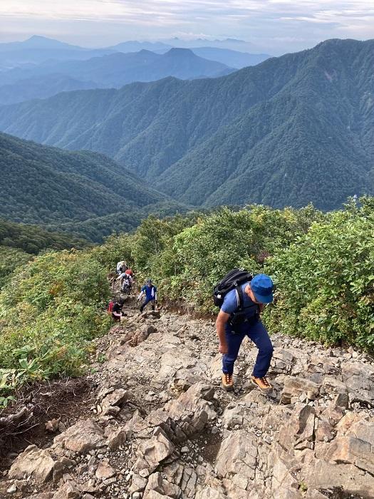 【初秋の登山】花と日本の百名山　苗場山と谷川岳へ！上信越山旅