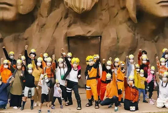 本日から「NARUTO＆BORUTO 忍里」で誕生日イベント、うずまきボルトと一緒に記念写真！