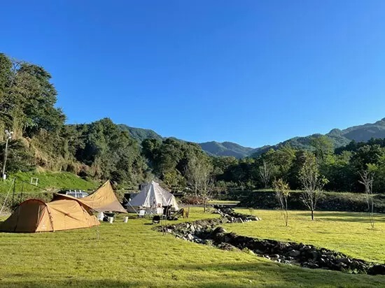 ペットと泊まれるオートキャンプ！ 群馬・白沢に6月オープン