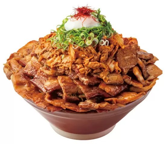 総重量6キロのデカ盛り豚丼を「元祖豚丼屋TONTON」が販売、ザ・グレート・サスケが考案