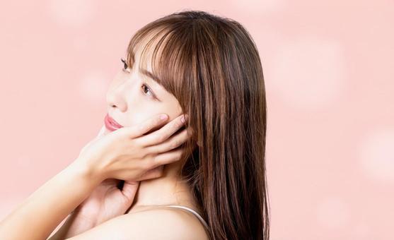 男が沼る魔性の女の特徴は?モテる理由や同性からも好かれる魔性の女になる方法